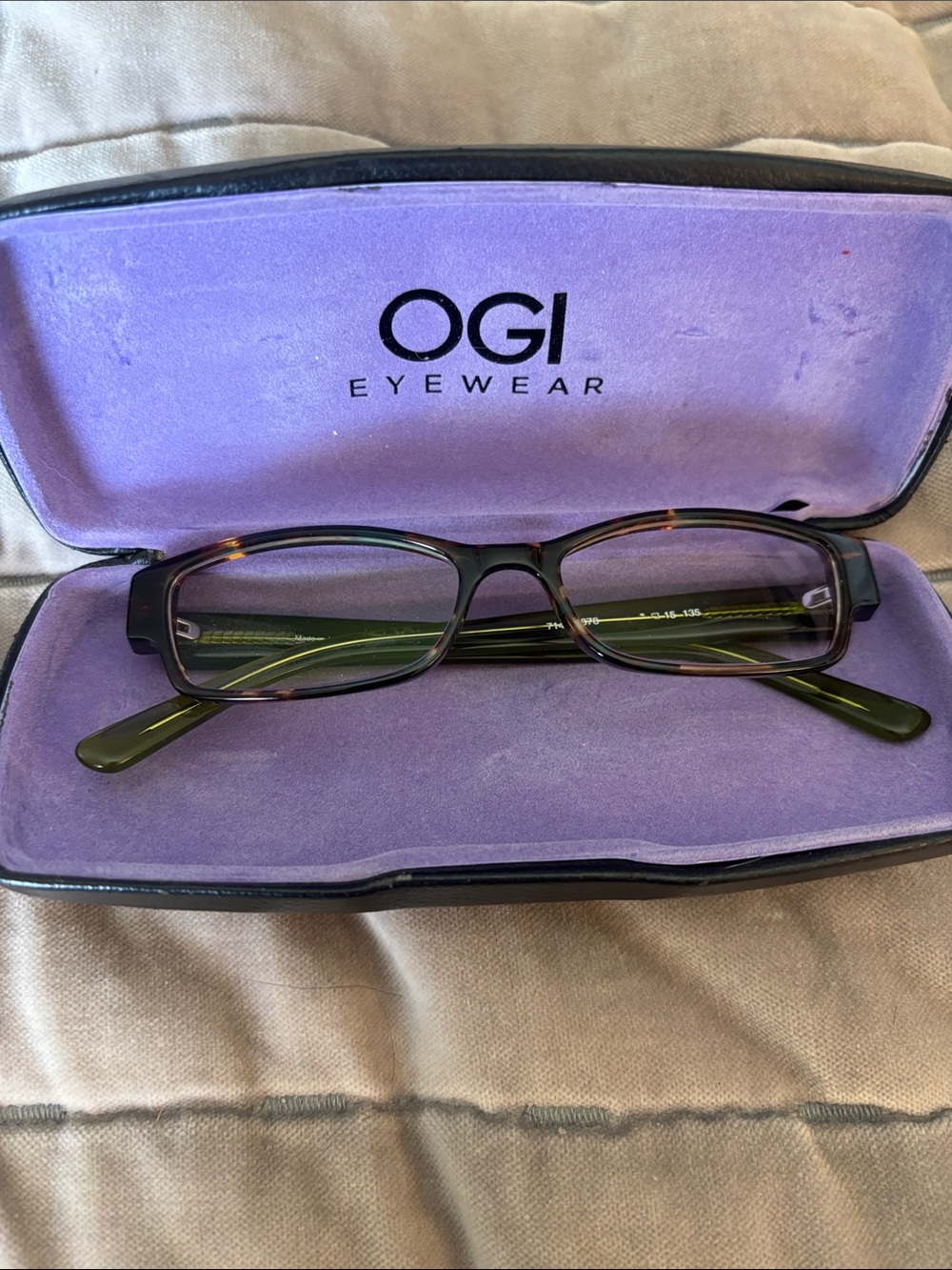 OGI Eyewear Rectangular Glasses in Olive Green/Tortoise